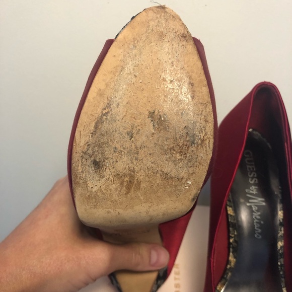 Guess by Marciano red satin pumps - Picture 7 of 8